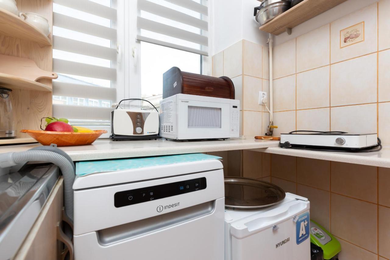 Metro Politechnika Studio Konstytucji By Renters Lejlighed Warszawa Eksteriør billede
